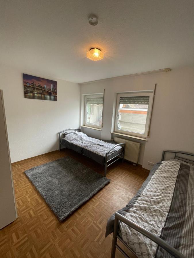 1 Zimmer Fuer 2 Personen Брухзал Екстериор снимка